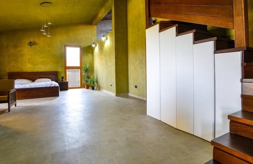 Karuc Apartamento | Authentic Flat w Sea View in Bar, Montenegro