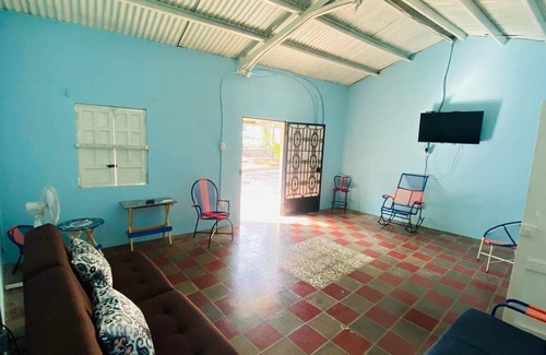 Suchitoto Casa | 5 minutes from church! ideal for families.