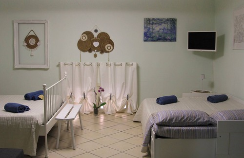 Quartieri Spagnoli Cama Y Desayuno | Authentic House in the Heart of the Spanish Quarter | 3 Rooms"