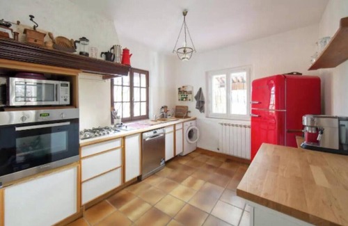 La Ciotat Villa | Authentic Provencal Villa with Pool For a Perfect Family Retreat