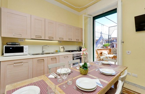 Esquilino Apartamento | Auténtica zona romana - Coliseo, fabuloso apart, terraza, wifi, aire acondicionado