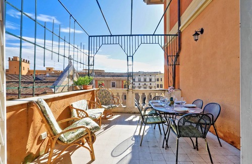 Esquilino Apartamento | Auténtica zona romana - Coliseo, fabuloso apart, terraza, wifi, aire acondicionado