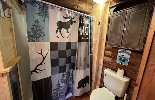 Wardsboro Cabina | Authentic Rustic Log Cabin minutes from Mount Snow and Stratton