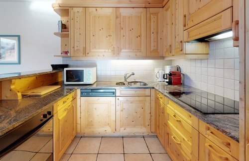 Celerina-Schlarigna Apartamento | Vacaciones en un hermoso apartamento de techo y sólo al lado de la Godelbahn