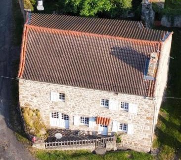 Saint-Andre-de-Chalencon Casa | Authentique Maison de campagne De la rivière