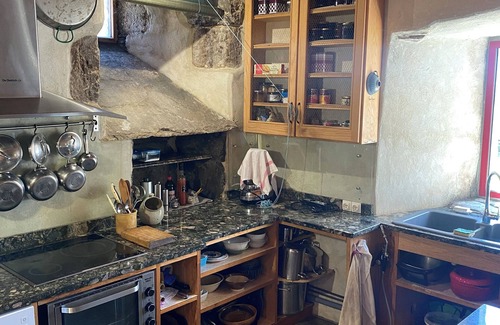 Usclades-et-Rieutord Casa | Authentique Maison du Plateau Ardéchois du 16eme Siècle Entièrement Restaurée