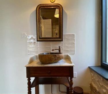 La Vernelle Casa | Authentique moulin à eau du ⅫⅠe siècle