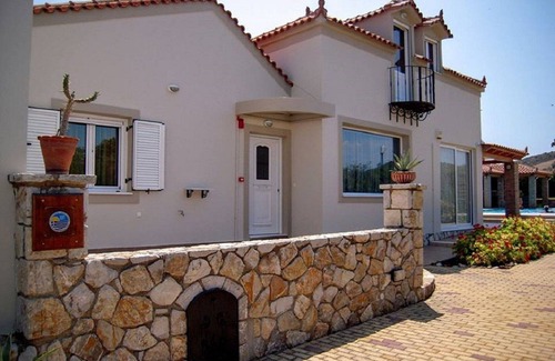 Ermionida Villa | Villa autorizada por la Organización Nacional de Turismo de Grecia (G. N.T. O.)