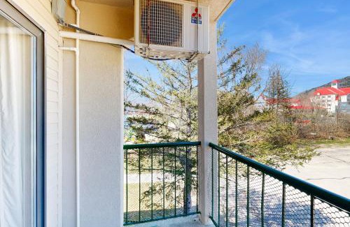 Lincoln Apartamento | Autumn Colors Condo, Unit 215