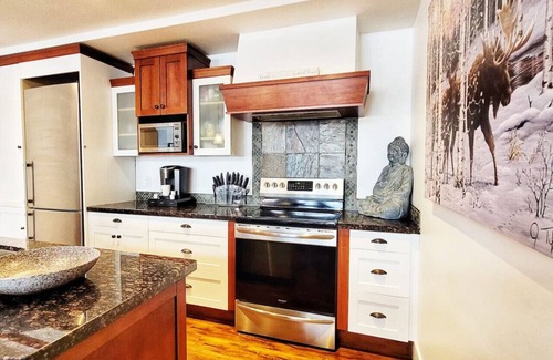 Canmore Apartamento | Disfrute del lujo en un ático privado en Solara Resort and Spa