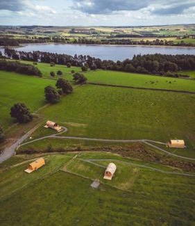 Hallington Chalet De Esquí | Autumn Special Offer - Secluded Luxury Cabins with stream, stargazing, walks and nature - Fell Farm Hideaway
