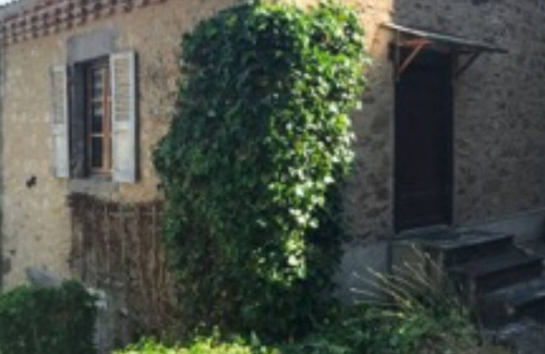 Lavaudieu Casa | Auvergne house in lavaudieu