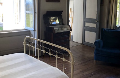 Escoutoux Casa | Auvergne large character house