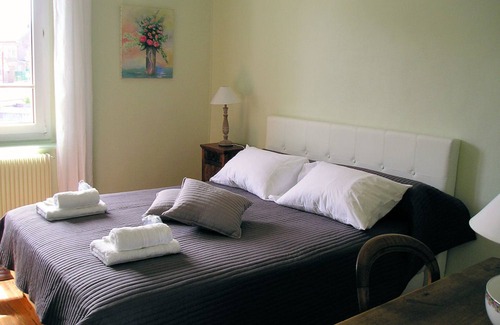 Roye Cama Y Desayuno | Aux Chambres du Roy
