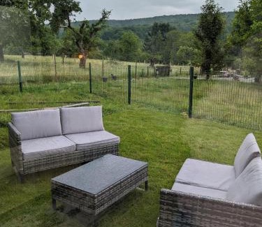 Lautenbach Apartamento | Aux Fleurs des Champs - Appartement avec Terrasse, Parking et Piscine