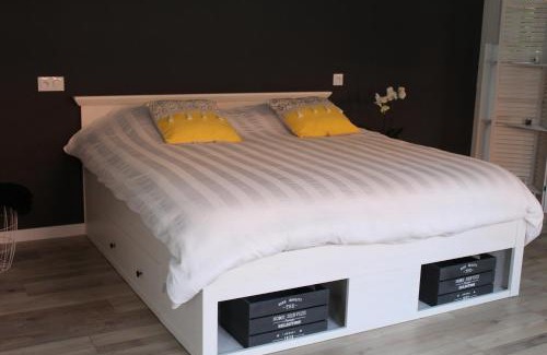 Neuve-Chapelle Cama Y Desayuno | Aux p'tits bonheurs la grange
