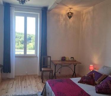 Salvagnac Cama Y Desayuno | Aux roses de Cèdres
