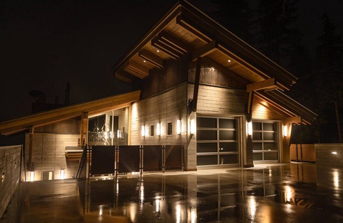 Revelstoke Casa | AVA Lodge - Luxury Mountain-Side Lodge at Revelstoke Mountain Resort License5113