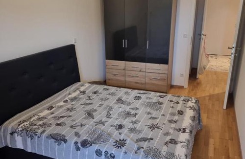 Fischamend Apartamento | Ava's cozy holiday home