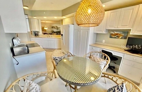 Clearwater Beach Condominio | AVAIL. ‘25 JAN, APR fwd-LUXURY Condo CLEARWATER BEACH -Mandalay Beach Club!