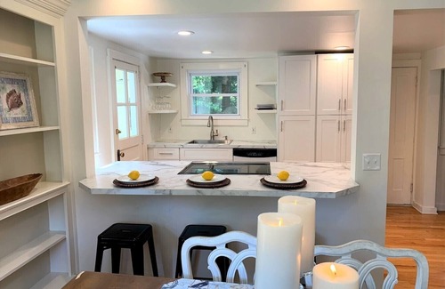 Madison Center Casa | August Rental- Summer Getaway