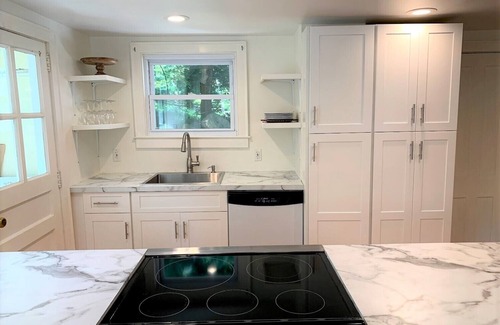 Madison Center Casa | August Rental- Summer Getaway
