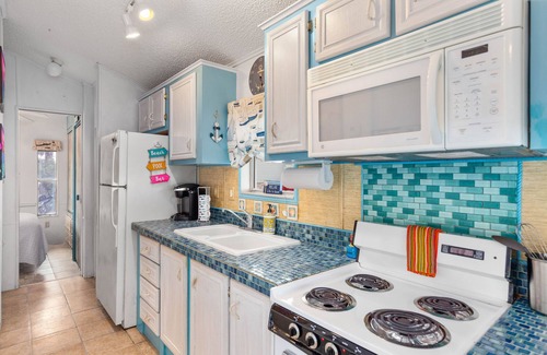 Port Isabel Casa | Available for Spring! Casa Azul Cozy One Bedroom 607