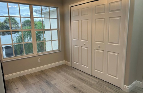 Fort Myers Condominio | Available January 2026- 2 bd/2 bath Condo- Fort Myers private Country Club