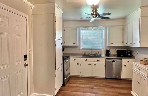 Savannah Casa | Available Sep 8-Early Street Executive Rental- hospitals,HAAF,10 min to downtown