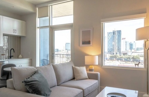 The Gulch Apartamento | Available Today-Nurses, Business Travelers-30 Day Minimum-House for Now