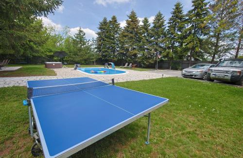 Mladenovac Casa | Avalavanda Cherry Hill