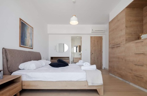 Emba Complejo | Avalon 1 Villa 12 - Four Bedroom Resort, Sleeps 8
