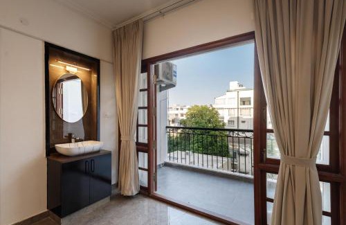 D Costa Layout Apartamento | Avalon Apartment 202 Central Bangalore AC