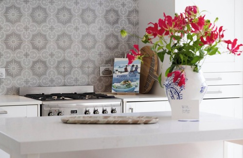 Avalon Beach Cabaña | Avalon Beach Cottage, private, 150m to the beach.