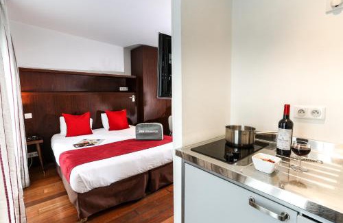 Saint-Vincent-de-Paul Hotel | Avalon Hotel