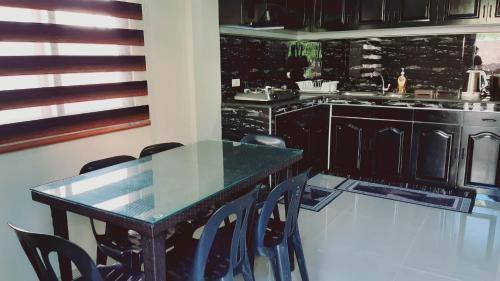 Manoc-Manoc Apartamento | Avana Hills Boracay Prime Grand Suite 202