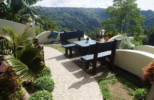 Tagaytay Villa | Avana Hills Tagaytay Villa