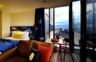 Melbourne Central Business District Hotel | Avani Melbourne Jazz Corner Residences