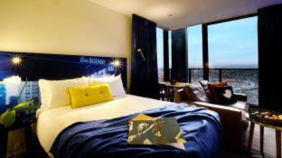 Melbourne Central Business District Hotel | Avani Melbourne Jazz Corner Residences