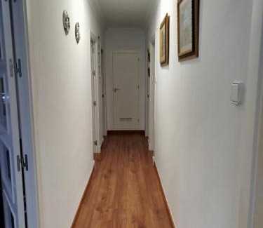 Cadiz Apartamento | Ave 26, piso junto playa