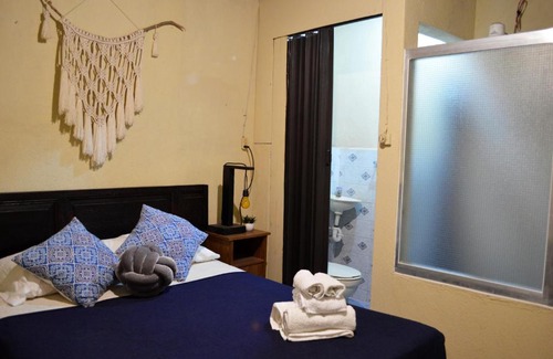 Antigua Guatemala Casa | Ave del Paraiso Guest House