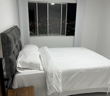 Manizales Apartamento | AVENIDA SANTANDER EL TRIANGULO HABITACION 4
