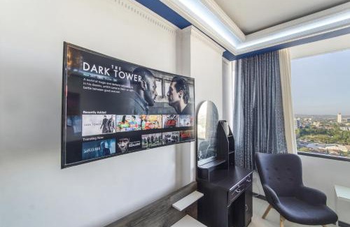 Lahug Apartamento | Avenir Condo for rent near IT Park Cebu with FREE Netflix, 49-inch Samsung Curve TV