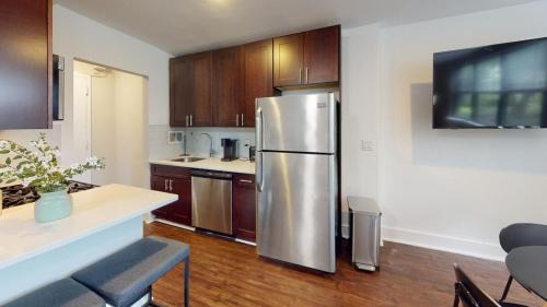 East Falls Apartamento | Avenue B152 Perfect 2br! Pool Parking Gym