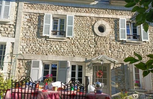 Saint-Just Casa | Avenue du Château
