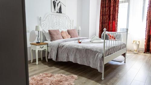 Bucharest Hotel | Avenue Parliament Old Town - Avenue Hotels