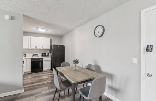 Glengarry Apartamento | Avery Apartments D4 I Spacious 2 Bed 1 Bath