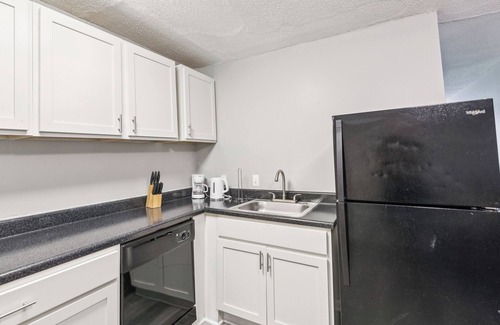 Glengarry Apartamento | Avery Apartments G7 I Spacious 1 Bed 1 Bath