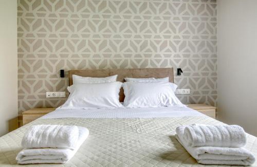 Plaka Apartamento | Avgi - Premium Acropolis view - family bedroom
