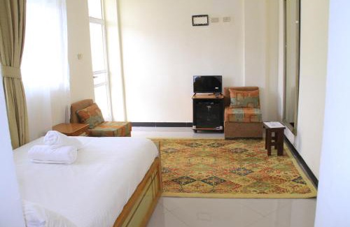 Nifas Silk-Lafto Casa | Avi-Pension